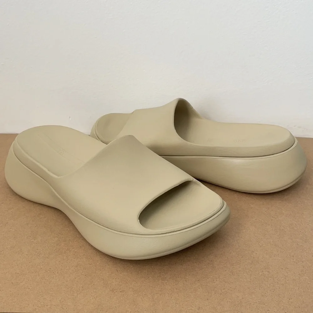 Zara Chunky Oversized Platform Slides Y2K Size 9 - Picture 1 of 9